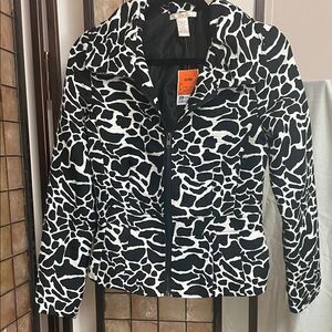 Stylish Black and White Women's Blazer